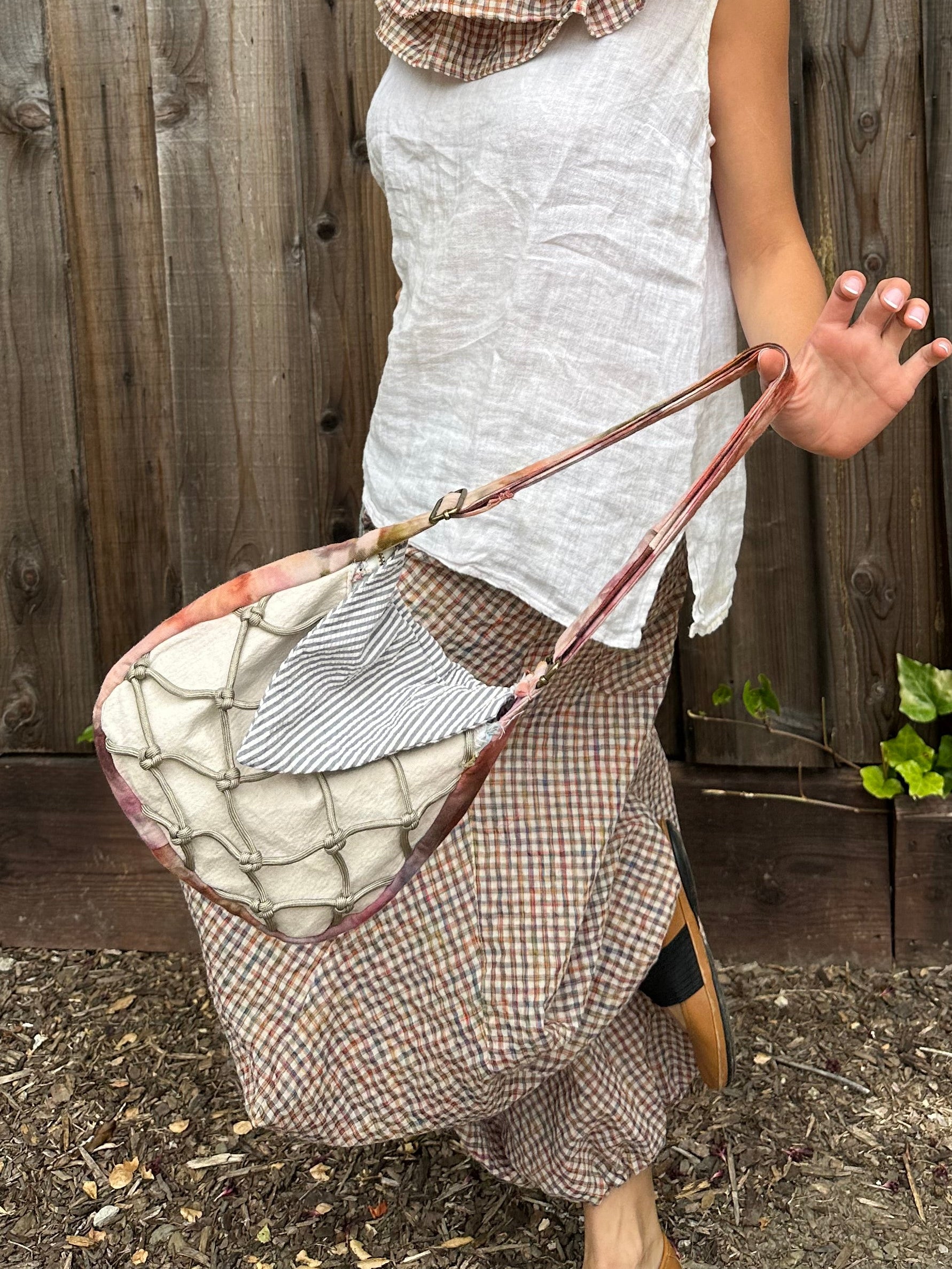 Foraging Pouch - 01
